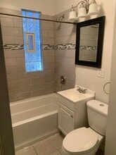 8331 S South Shore Dr in Chicago, IL - Building Photo - Building Photo