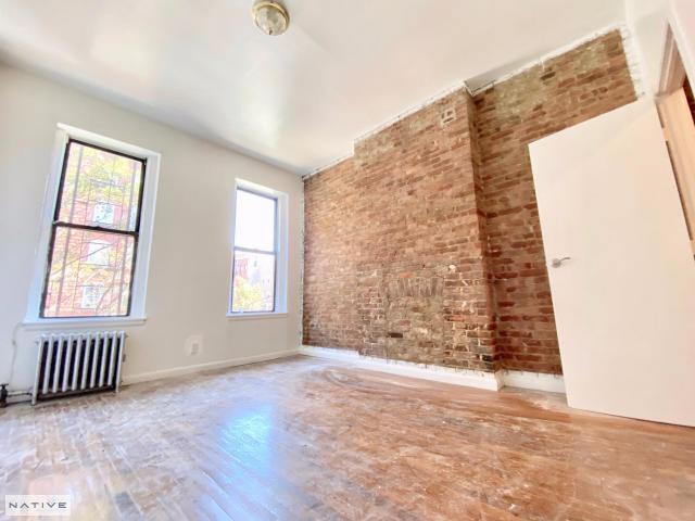 147 Franklin St in Brooklyn, NY - Building Photo