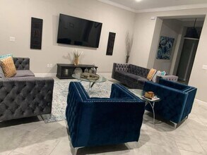 2766 Hilliard Dr in Wesley Chapel, FL - Building Photo - Building Photo