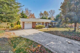 4309 Selkirk Dr in Fairfax, VA - Building Photo - Building Photo