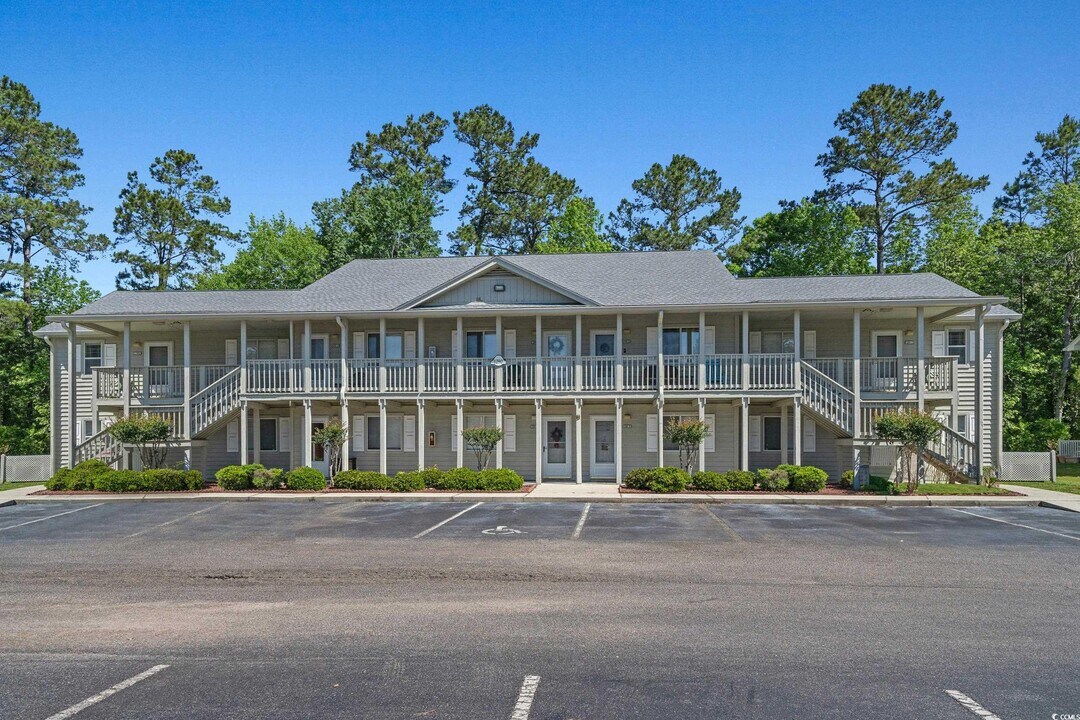 1290 White Tree Ln in Myrtle Beach, SC - Building Photo