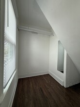 38 Duke St, Unit 38 Duke Street Fl 2 in New Brunswick, NJ - Building Photo - Building Photo