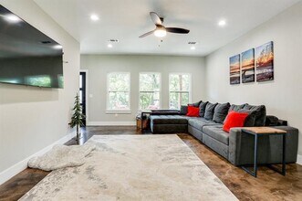 265 Bentwood Dr in Pottsboro, TX - Building Photo - Building Photo