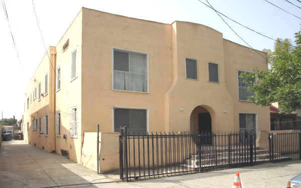 1824-1826 1/2 W 11th St in Los Angeles, CA - Foto de edificio