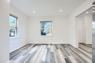 13 Summerfield Rd in Woodlawn, MD - Building Photo - Building Photo