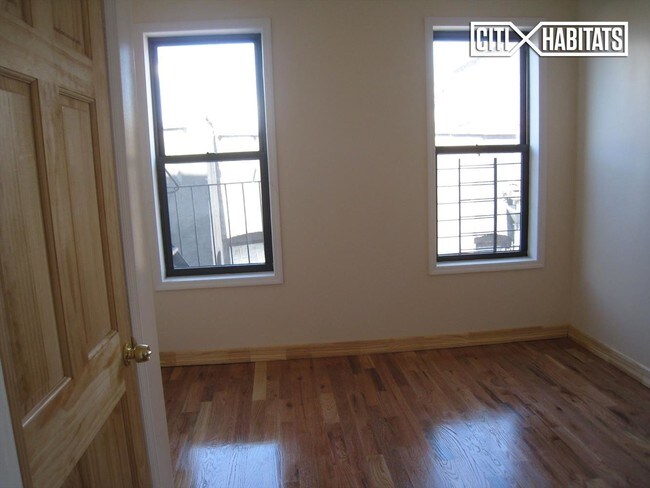 501 W 135th St-Unit -12 in New York, NY - Building Photo - Building Photo