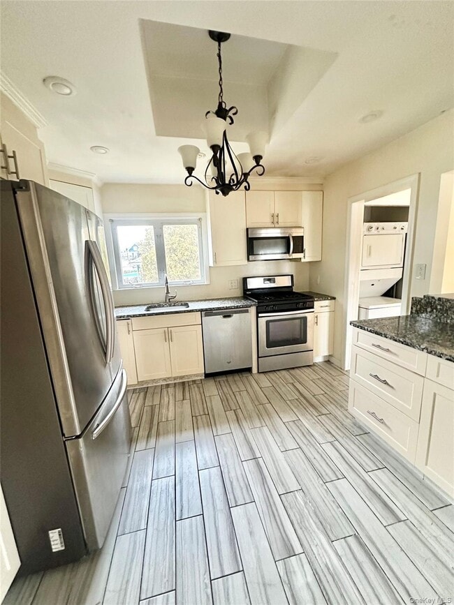 property at 3 Soundview St