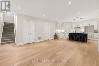 448 Falcon Ln in Russell, ON - Building Photo - Building Photo