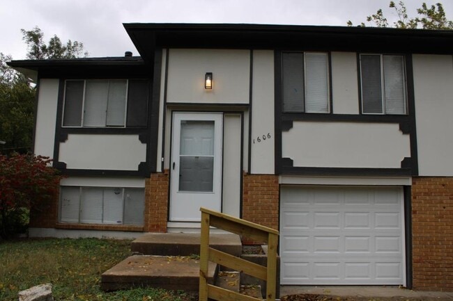 1606 N 63rd Terrace in Kansas City, KS - Building Photo - Building Photo