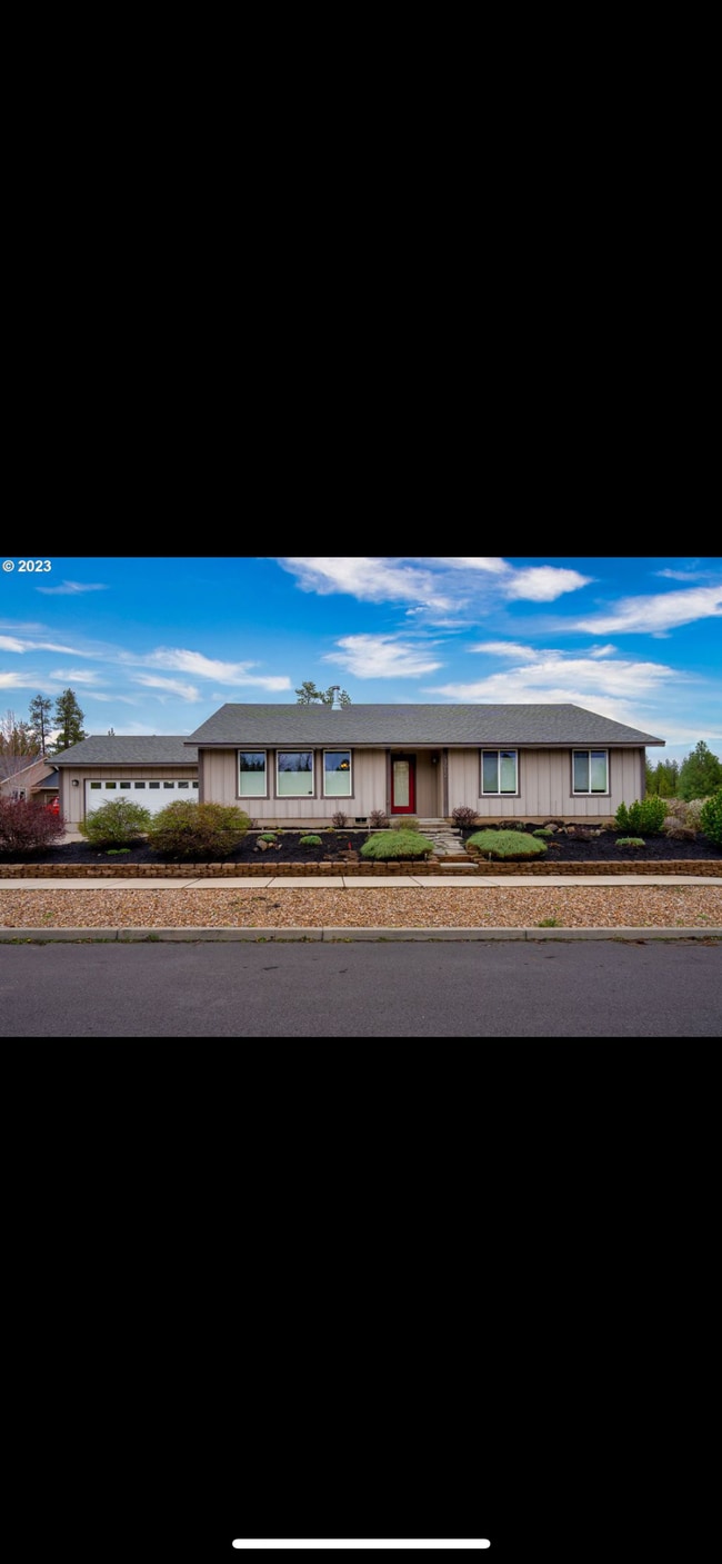 property at 3062 NW Kelly Hill Ct