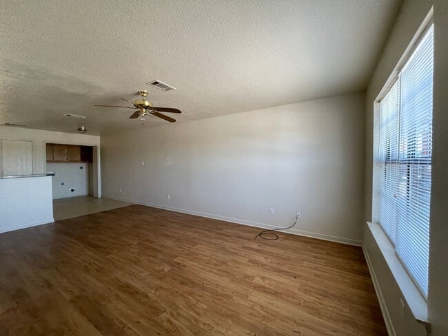 3408 Zephyr Rd in Killeen, TX - Building Photo - Building Photo