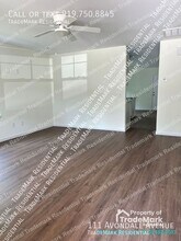 111 Avondale Ave in Wilmington, NC - Building Photo - Building Photo
