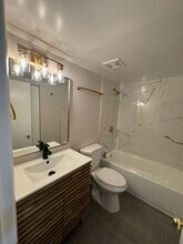 1317 Hollins St in Baltimore, MD - Building Photo - Building Photo