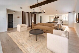 7901 Keswick Dr in Austin, TX - Building Photo