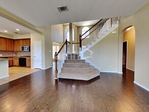 704 Rolling Hills Ln in Desoto, TX - Building Photo - Building Photo