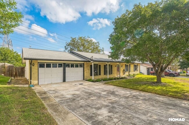 9723 Five Frks in San Antonio, TX - Building Photo - Building Photo