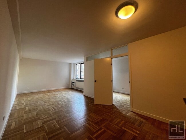 property at 435 E 79th St