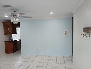 6100-6104 4th Ave S in St. Petersburg, FL - Foto de edificio - Building Photo