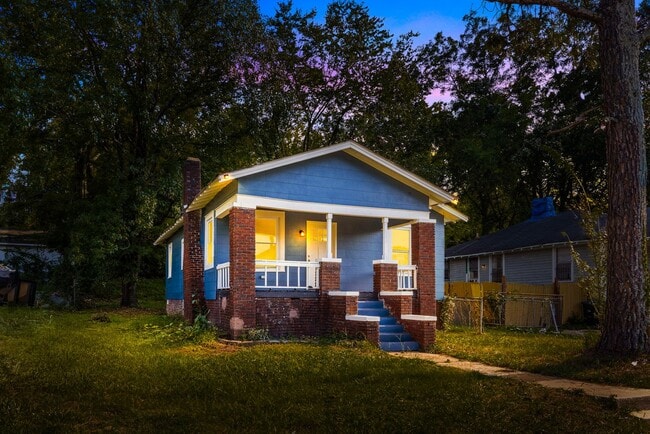 property at 3017 Pike Rd