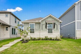 131 Trifle Trl in New Braunfels, TX - Building Photo