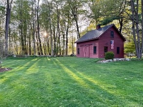 19 Mill Ln in Stanfordville, NY - Building Photo - Building Photo