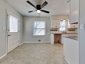 6607 N Indiana Ave in Kansas City, MO - Building Photo - Building Photo