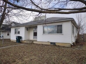 2204 W 8th St in Muncie, IN - Building Photo - Building Photo