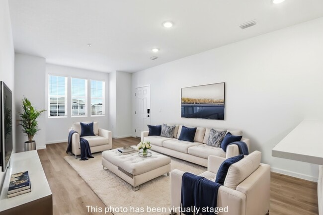 Venture Apartments in St. Cloud, FL - Foto de edificio - Building Photo
