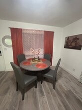 1091 SW 32nd Ct, Unit Marina APT in Fort Lauderdale, FL - Foto de edificio - Building Photo