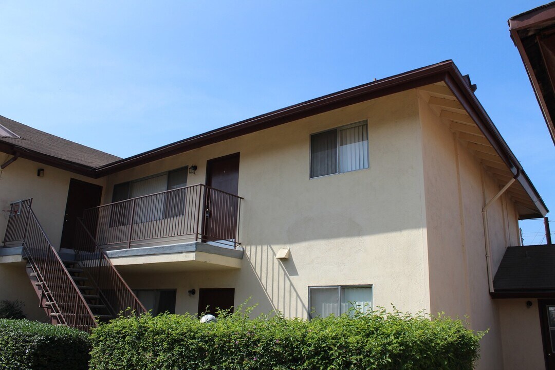 6022 Lime Ave in Cypress, CA - Building Photo
