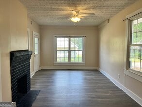 601 Askew Ave in Hogansville, GA - Building Photo - Building Photo