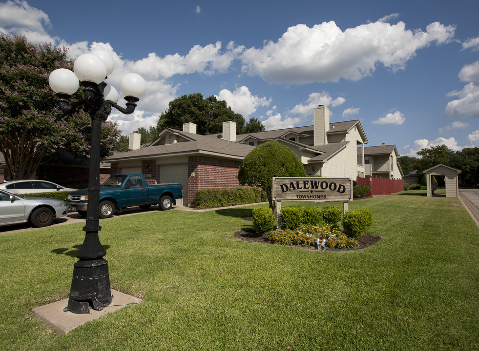 Dalewood Townhomes in Austin, TX - Foto de edificio