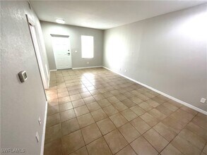8358 Bernwood Cove Loop in Ft. Myers, FL - Building Photo - Building Photo