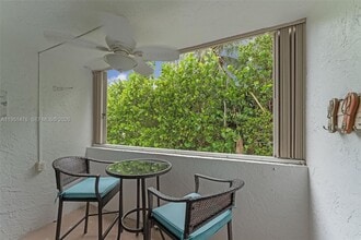 87455 Old Hwy in Islamorada, FL - Foto de edificio - Building Photo