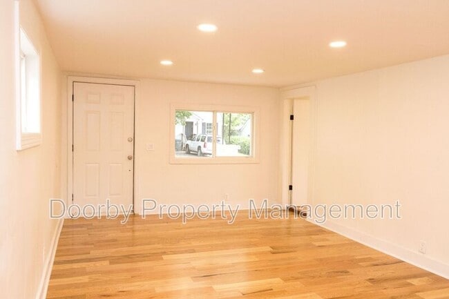 814 N Germantown Rd in Chattanooga, TN - Foto de edificio - Building Photo