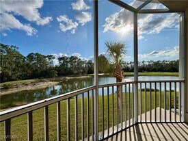 4884 Hampshire Ct in Naples, FL - Building Photo