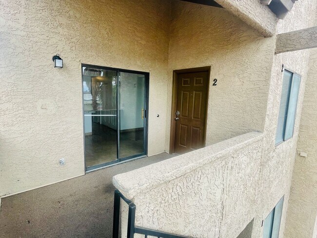 2017 Winwood St-Unit -Winwood 2 in Las Vegas, NV - Building Photo - Building Photo