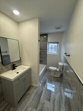 2201 Coral St, Unit 2F in Philadelphia, PA - Building Photo - Building Photo