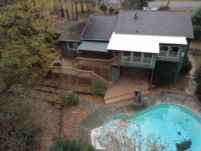 6624 Lakeside Dr in Charlotte, NC - Building Photo - Building Photo