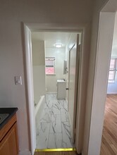 645 Burnside Ave in Los Angeles, CA - Building Photo - Building Photo