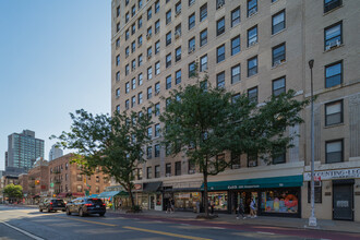 51 Avenue A in New York, NY - Building Photo - Building Photo