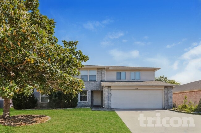 property at 2808 High Pointe Blvd