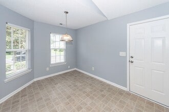 248 Trickle Dr in Summerville, SC - Building Photo - Building Photo