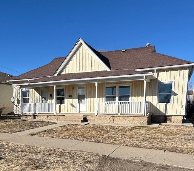 property at 817-819 Robinson Ave