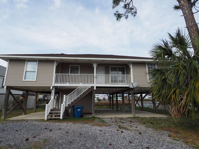 property at 160 Windmill Ridge Rd