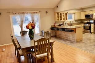 3443 Buena Rd in Highland Park, IL - Building Photo