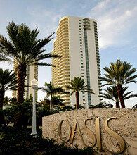 3000 Oasis Grand Blvd, Unit 1805 in Ft. Myers, FL - Building Photo - Building Photo