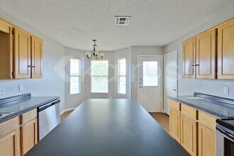 4702 Janelle Dr in Killeen, TX - Building Photo - Building Photo