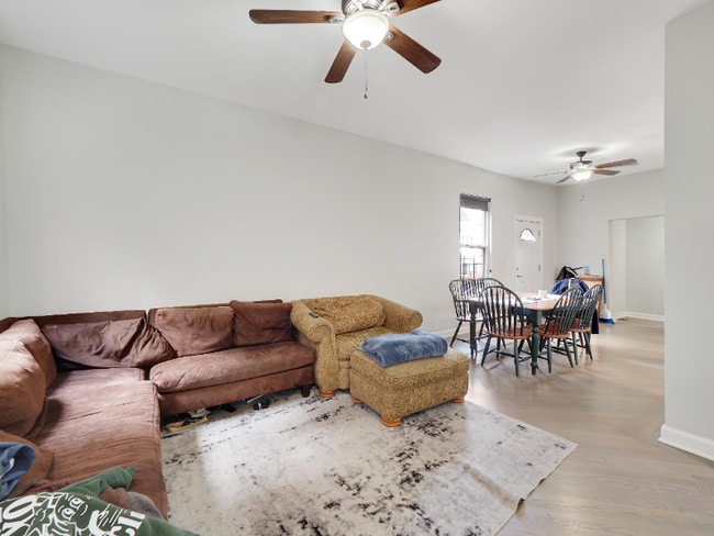 2652 N Halsted St in Chicago, IL - Building Photo - Building Photo