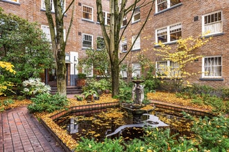 1631 16th Ave, Unit 309 in Seattle, WA - Foto de edificio - Building Photo